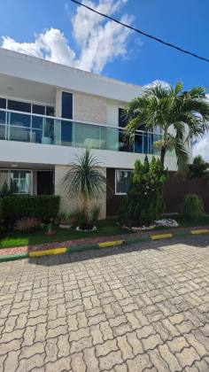 Casa à venda 4/4 com energia solar