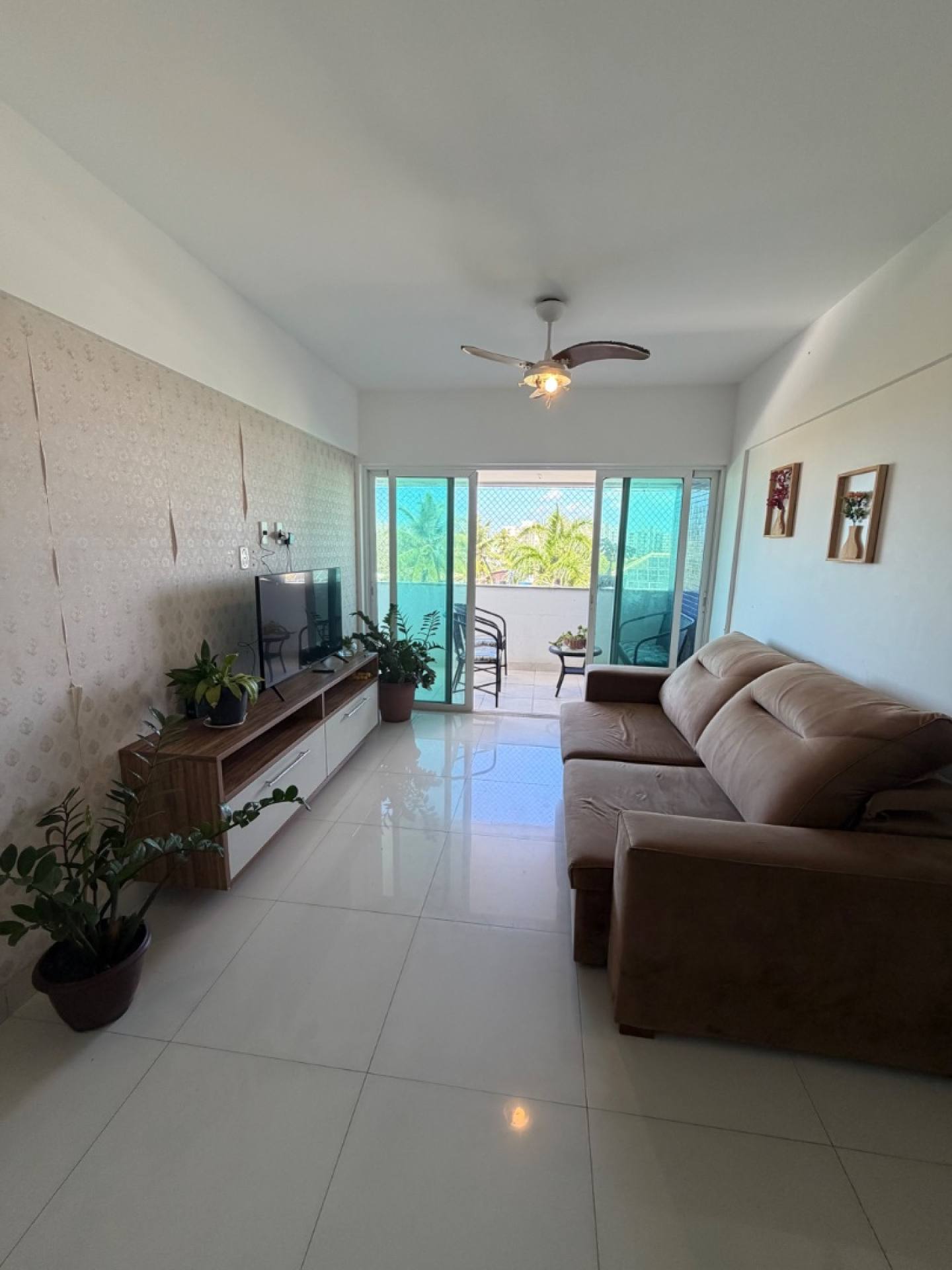 Apartamento à venda em Pitangueiras – Excelente localização!