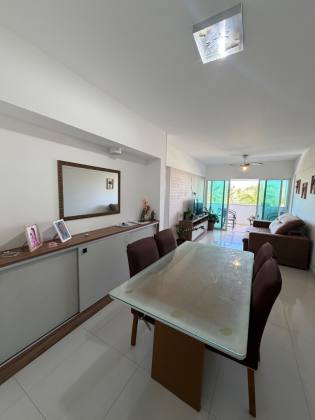 Apartamento à venda em Pitangueiras – Excelente localização!