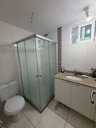 Apartamento à venda em Pitangueiras – Excelente localização!