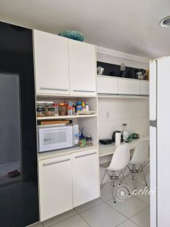 Casa em condomínio fechado, 4/4 à venda em BURAQUINHO.