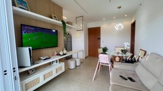 Apartamento 2/4 com Suíte e Varanda à Venda em Buraquinho – Residencial Vista do Joanes