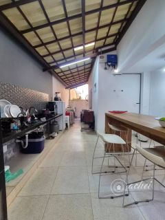 Casa em Condomínio Fechado | 4 Quartos | 3 Suítes | Área Gourmet - Villa Arvoredo