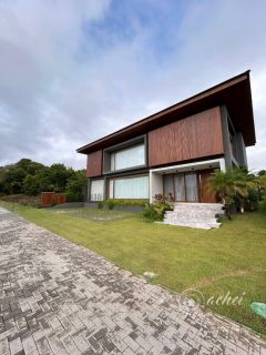 Casa de Alto Padrão em Praia do Forte | 6 Suítes | 700 m² de Terreno