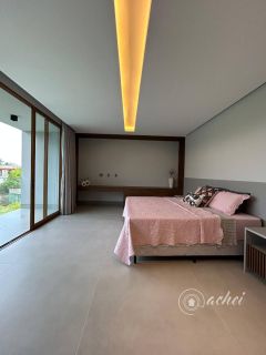 Casa de Alto Padrão em Praia do Forte | 6 Suítes | 700 m² de Terreno