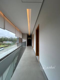 Casa de Alto Padrão em Praia do Forte | 6 Suítes | 700 m² de Terreno