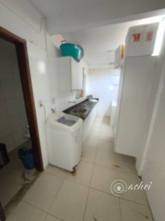 Casa 3 suítes em Buraquinho - Porteira Fechada