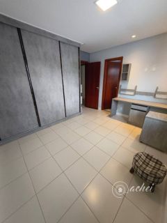 Casa 3 suítes em Buraquinho - Porteira Fechada