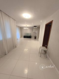 Casa 3 suítes em Buraquinho - Porteira Fechada