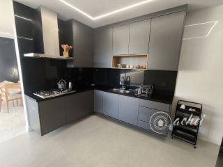 Casa com planejados, 3 Suítes e Espaço Gourmet  no Alphaville Litoral Norte 3