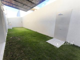 Casa com planejados, 3 Suítes e Espaço Gourmet  no Alphaville Litoral Norte 3