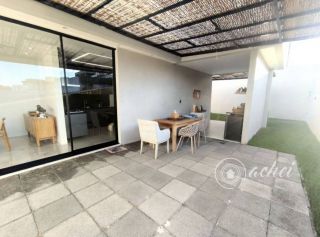 Casa com planejados, 3 Suítes e Espaço Gourmet  no Alphaville Litoral Norte 3