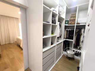 Casa com planejados, 3 Suítes e Espaço Gourmet  no Alphaville Litoral Norte 3