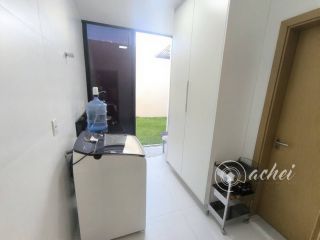 Casa com planejados, 3 Suítes e Espaço Gourmet  no Alphaville Litoral Norte 3