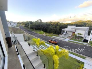 Casa com planejados, 3 Suítes e Espaço Gourmet  no Alphaville Litoral Norte 3