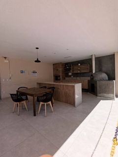 Apartamento 2/4 com suite para alugar - MOBILIADO  em Abrantes