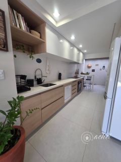 Venda | Garden com alma de casa a um  passo  da  Praia  de  Buraquinho