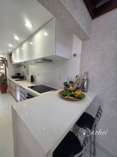 Venda | Garden com alma de casa a um  passo  da  Praia  de  Buraquinho