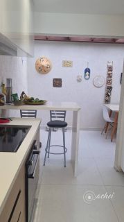 Venda | Garden com alma de casa a um  passo  da  Praia  de  Buraquinho