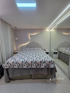 Venda | Garden com alma de casa a um  passo  da  Praia  de  Buraquinho