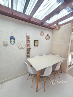 Venda | Garden com alma de casa a um  passo  da  Praia  de  Buraquinho