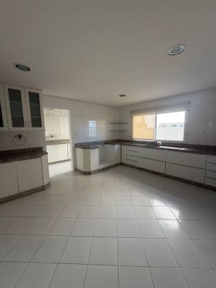 CASA À VENDA EM CONDOMÍNIO – VILAS DO ATLÂNTICO