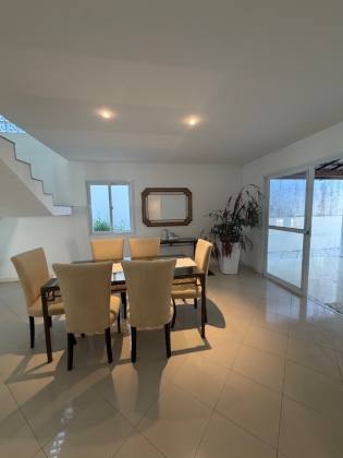 CASA À VENDA EM CONDOMÍNIO – VILAS DO ATLÂNTICO