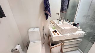 Casa de alto padrão com 4 suítes, piscina privativa e aproximadamente 500 m² de área construída