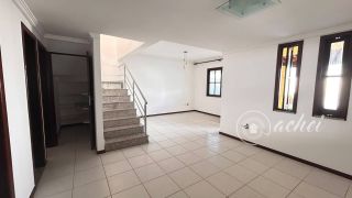 CASA 4/4 SENDO 4 SUÍTES MUITO ESPAÇOSA EM BURAQUINHO