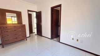 CASA 4/4 SENDO 4 SUÍTES MUITO ESPAÇOSA EM BURAQUINHO