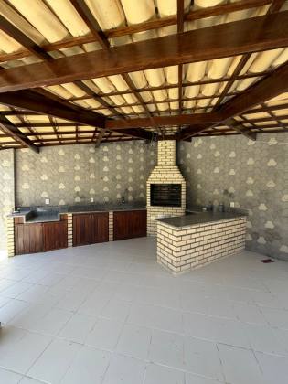 Casa 5/4 com 4 Suítes, Piscina Privativa e Área Gourmet para Locação