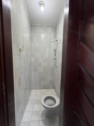 Casa 5/4 com 4 Suítes, Piscina Privativa e Área Gourmet para Locação