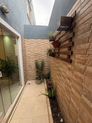 Casa Para Vender com 3 quartos 1 suítes no bairro Vila Praiana em Lauro De Freitas