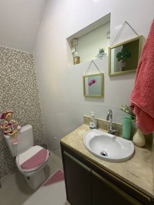 Casa Para Vender com 3 quartos 1 suítes no bairro Vila Praiana em Lauro De Freitas