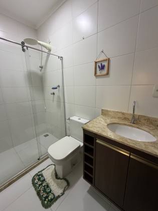 Casa Para Vender com 3 quartos 1 suítes no bairro Vila Praiana em Lauro De Freitas