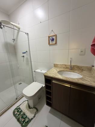 Casa Para Vender com 3 quartos 1 suítes no bairro Vila Praiana em Lauro De Freitas