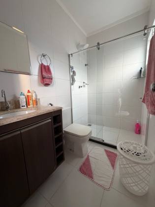 Casa Para Vender com 3 quartos 1 suítes no bairro Vila Praiana em Lauro De Freitas