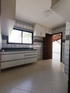 Aluguel Casa em Condomínio Fechado no Miragem – 4 Quartos | 1 Suíte