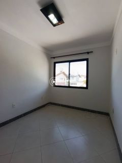 Aluguel Casa em Condomínio Fechado no Miragem – 4 Quartos | 1 Suíte