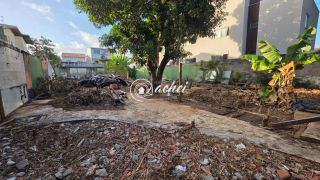 Terreno em Buraquinho/Miragem