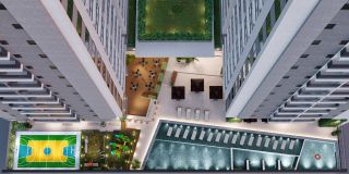 The Porto Plaza