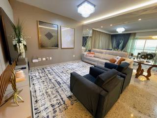 Magnífico apartamento mobiliado e decorado no condomínio de luxo Villa dos Corais