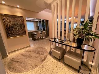 Magnífico apartamento mobiliado e decorado no condomínio de luxo Villa dos Corais