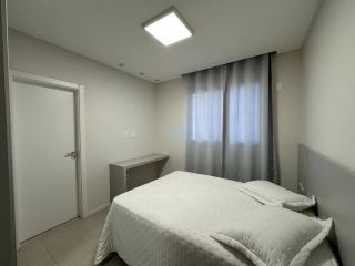 Apartamento à Venda 3 Suítes, 2 Vagas, Mobiliado e Vista para o Mar em Itapema