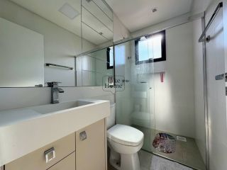 Apartamento Para Vender Mobiliado e decorado com 3 quartos 3 suítes em Itapema