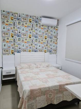 Apartamento Para Temporada com 2 quartos 1 suítes no bairro Centro em Itapema