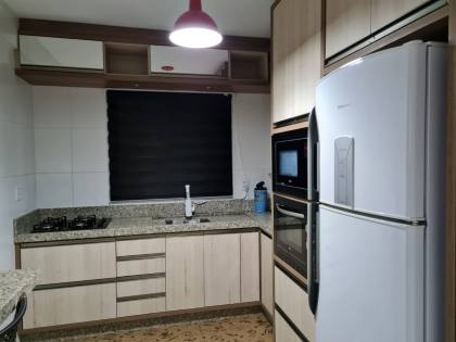 Apartamento Para Temporada com 2 quartos 1 suítes no bairro Centro em Itapema