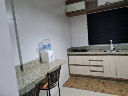 Apartamento Para Temporada com 2 quartos 1 suítes no bairro Centro em Itapema