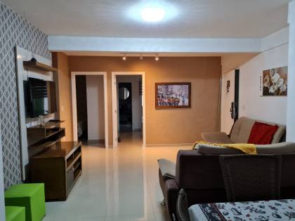 Apartamento Para Temporada com 2 quartos 1 suítes no bairro Centro em Itapema