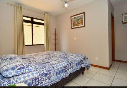Apartamento Para Temporada com 3 quartos 1 suítes no bairro Meia Praia em Itapema